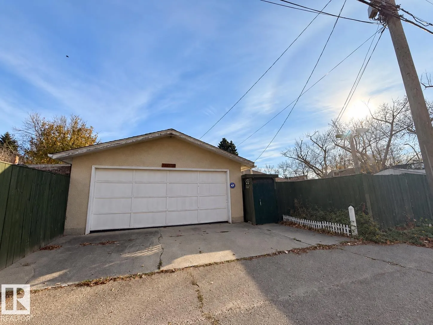 11710 94 Street NW