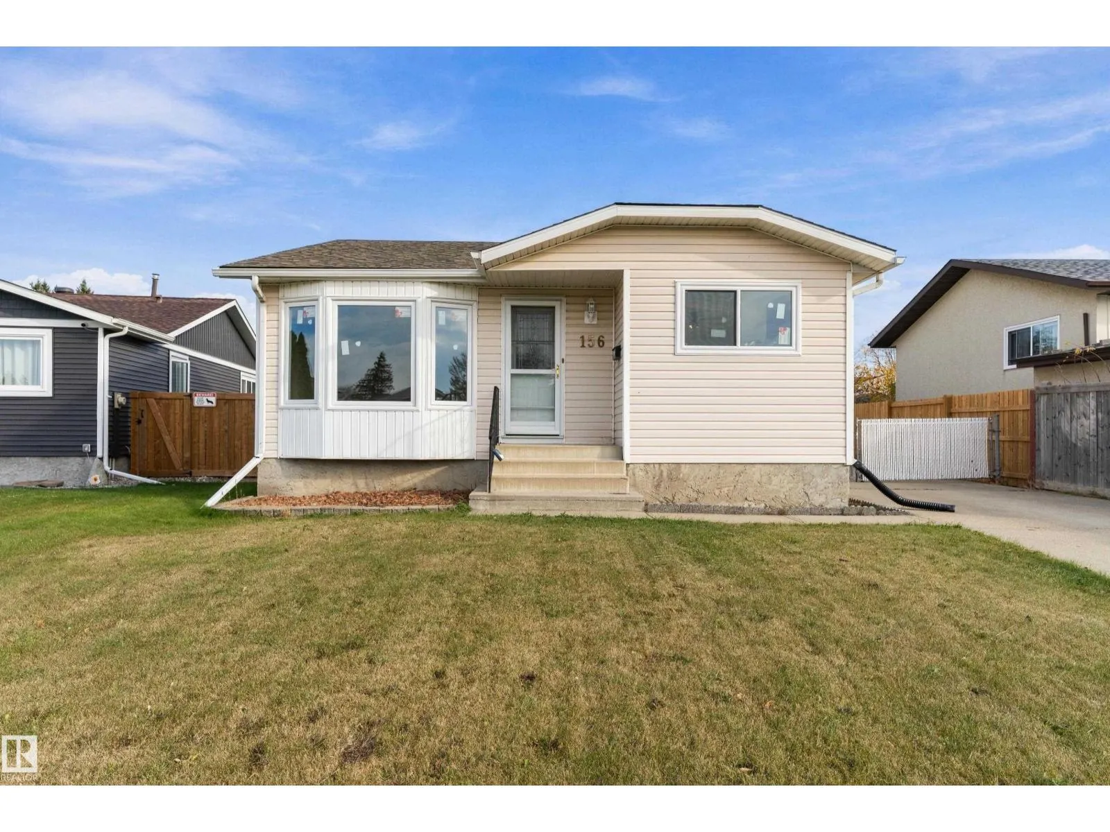 156 DUNLUCE RD NW