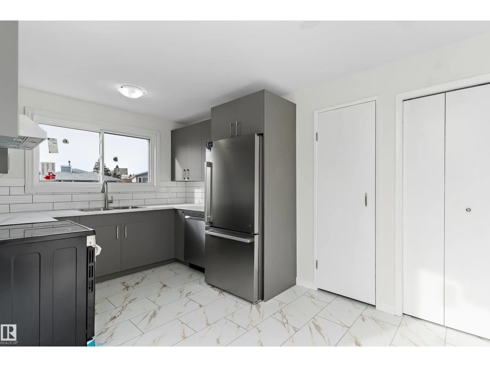 156 DUNLUCE RD NW