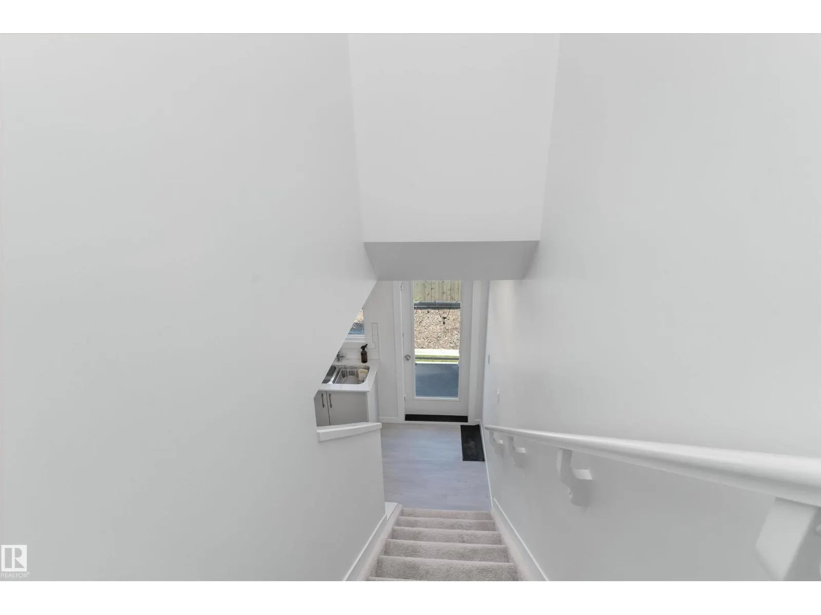 #31 1203 163 ST SW