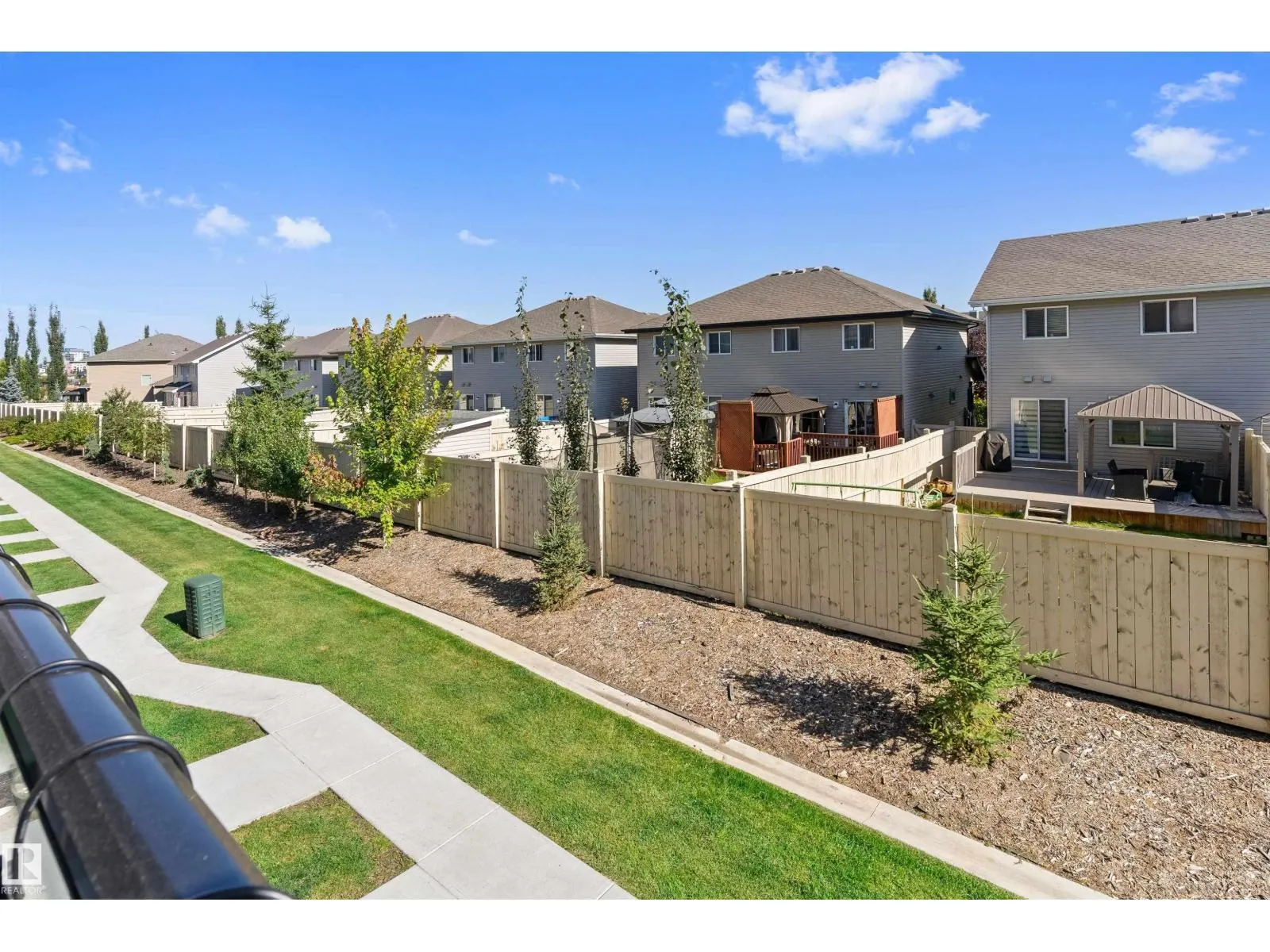 #31 1203 163 ST SW