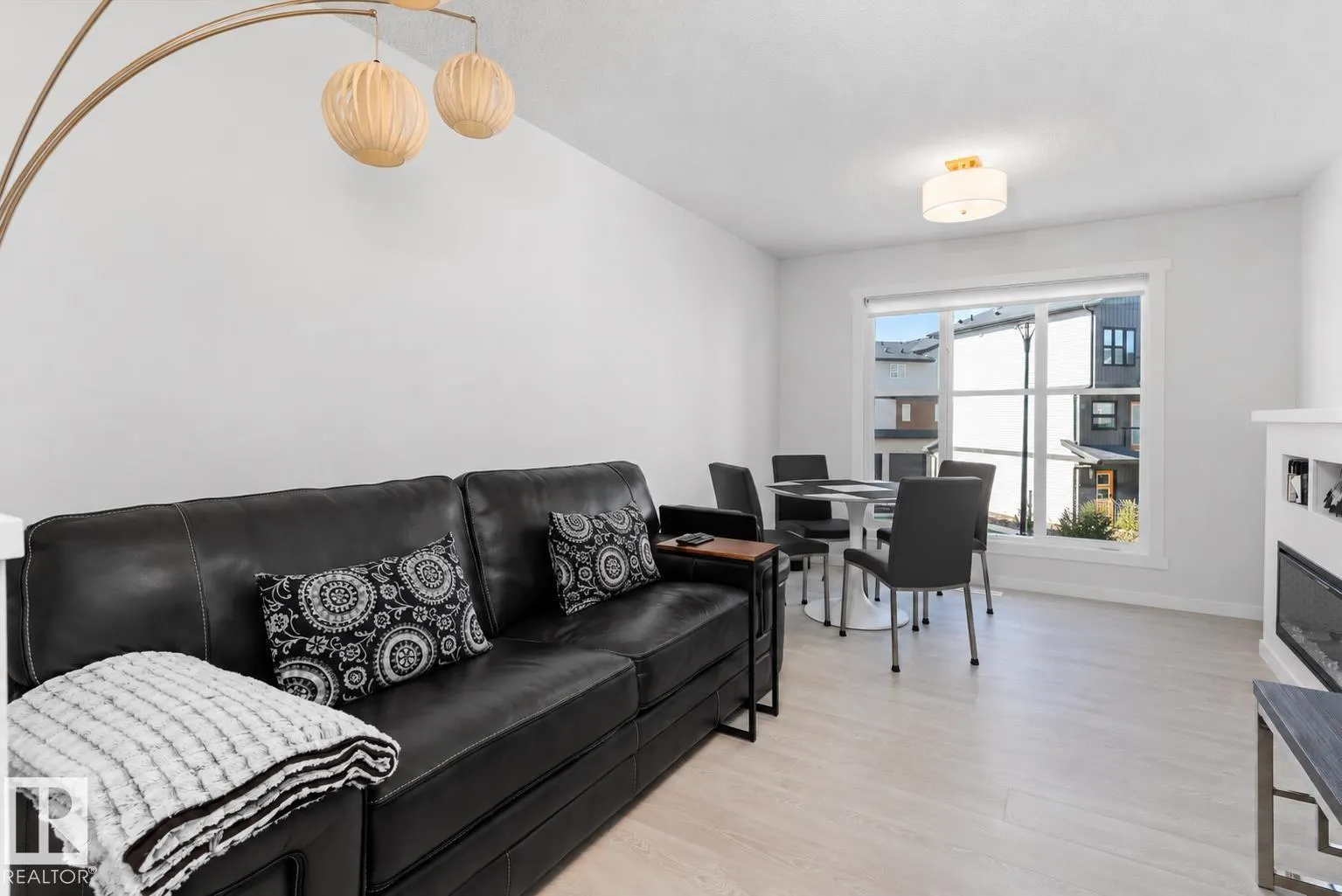 #31 1203 163 ST SW