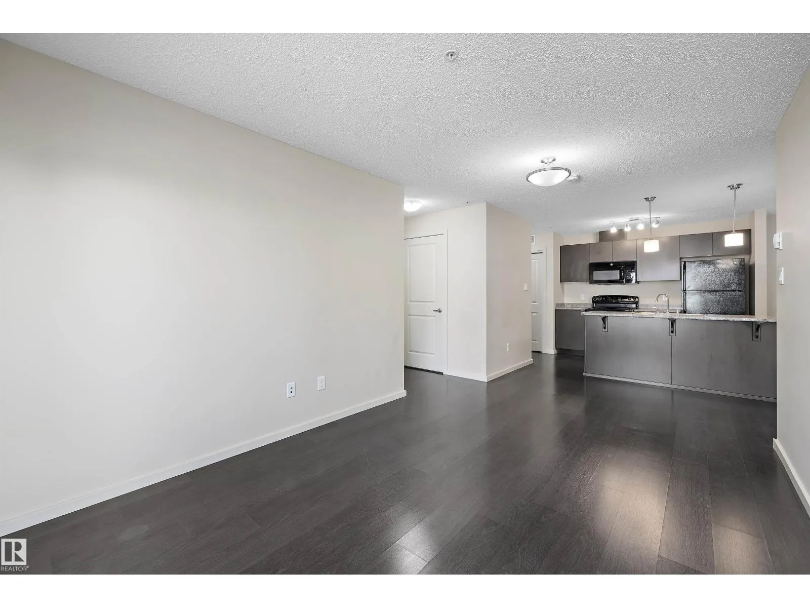 #317 340 WINDERMERE RD NW