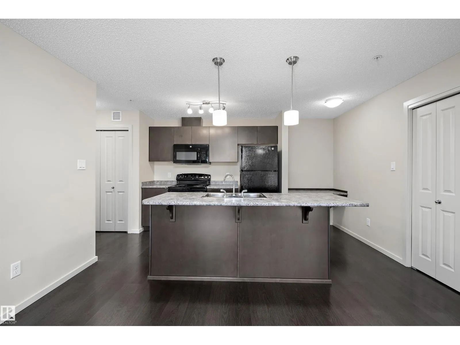 #317 340 WINDERMERE RD NW