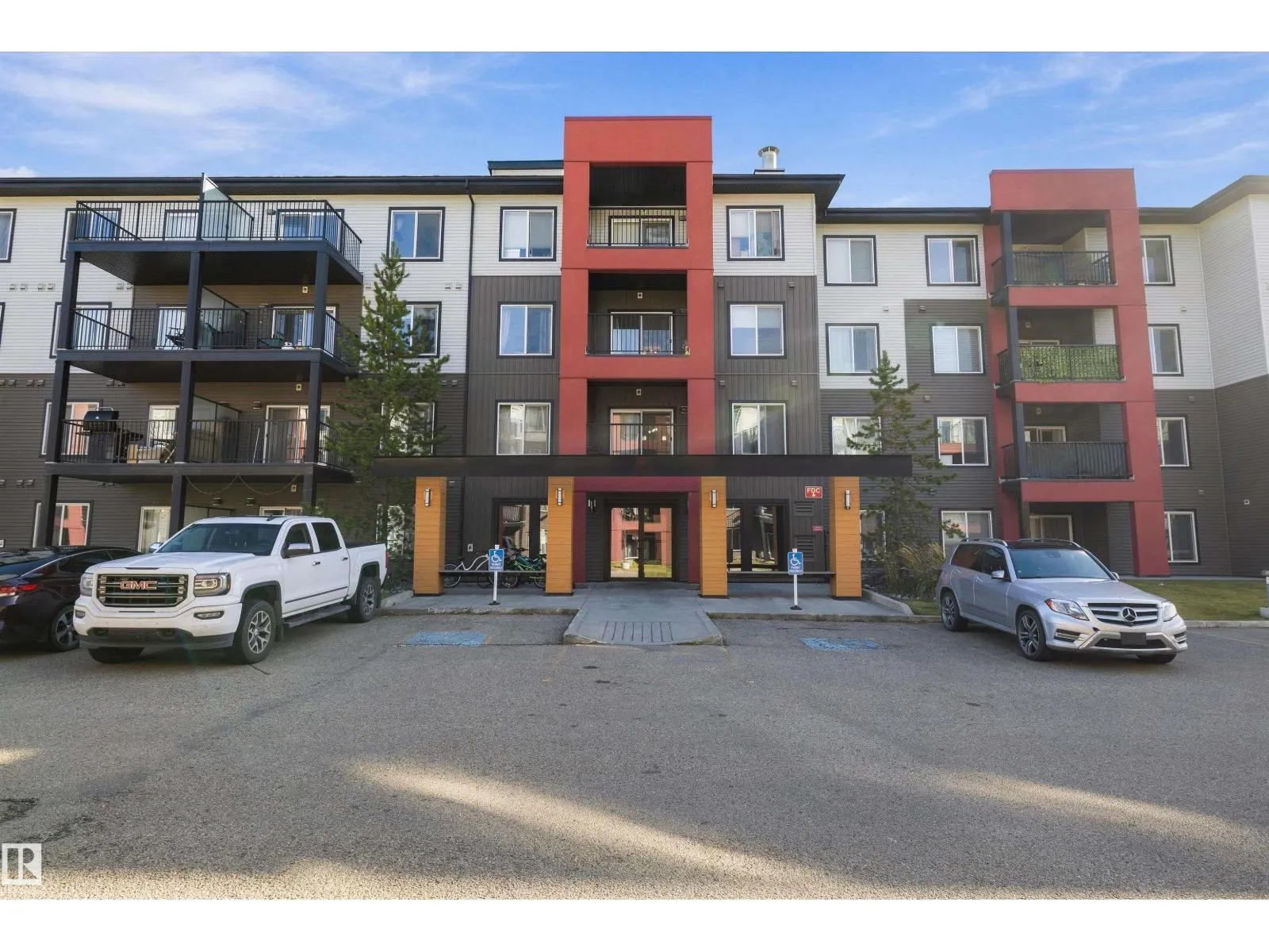 #317 340 WINDERMERE RD NW