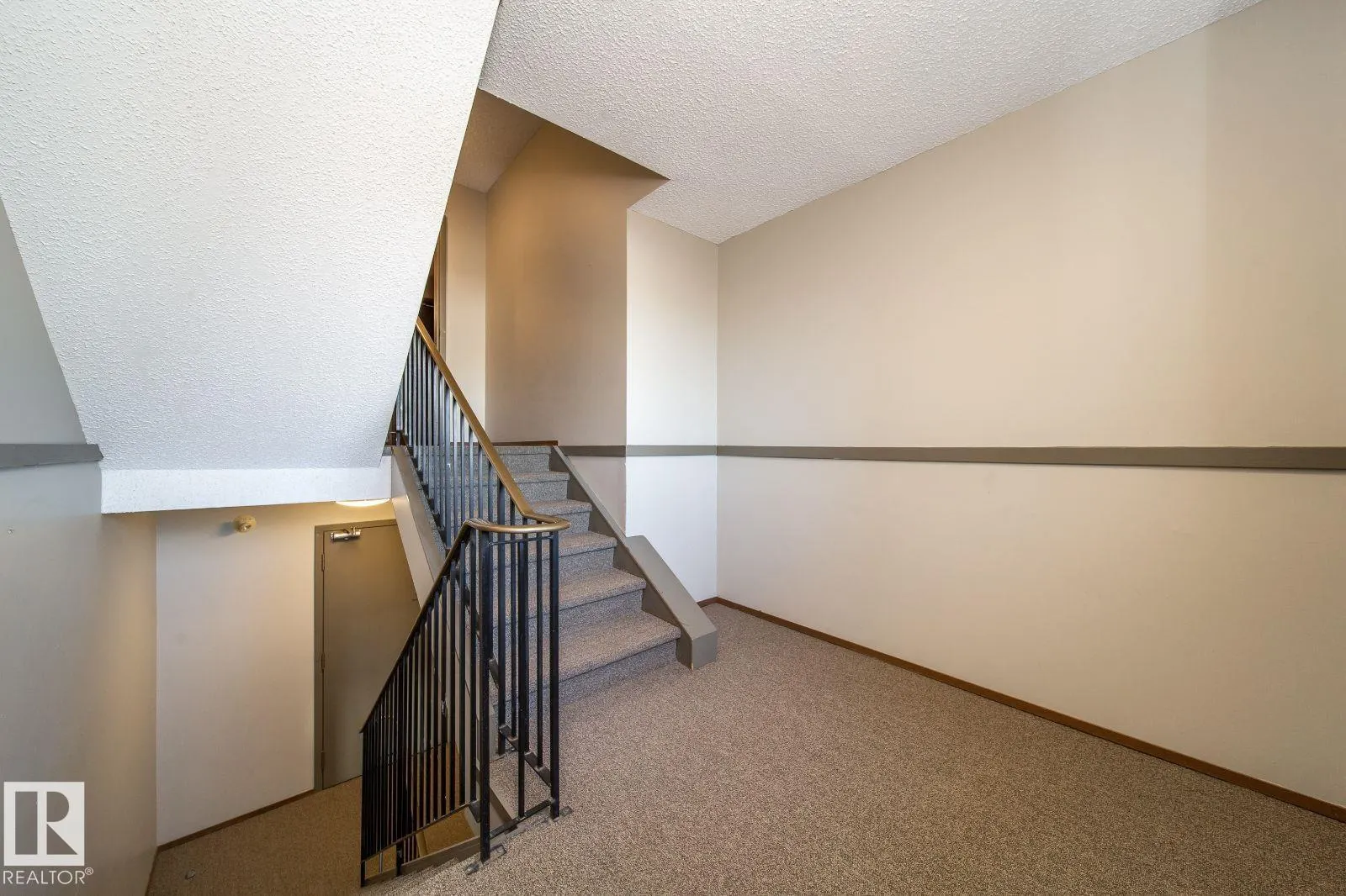 9908 107 ST