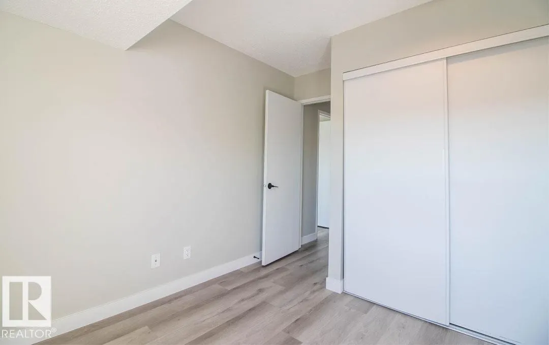 3129 139 AV NW