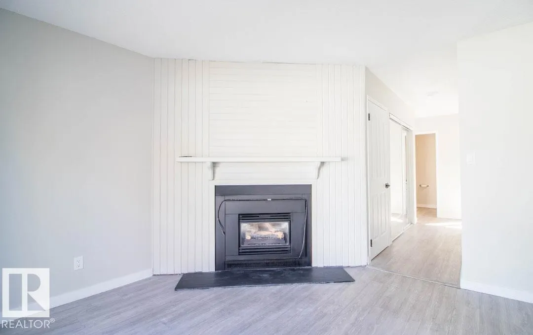 3129 139 AV NW