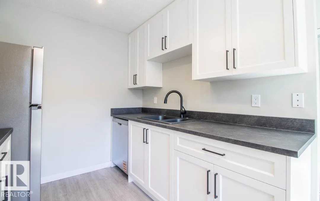 3129 139 AV NW