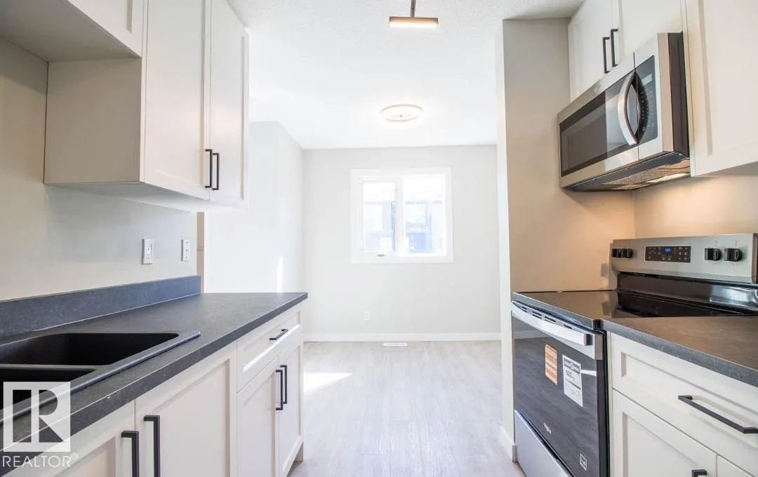 3129 139 AV NW
