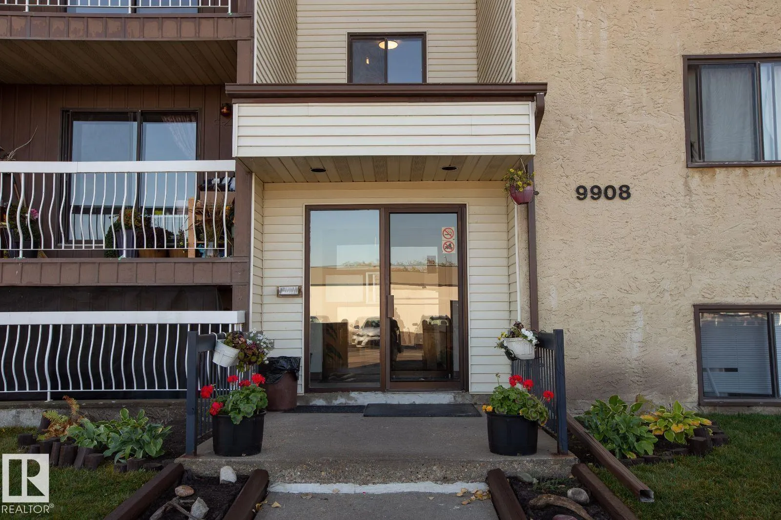 9908 107 ST