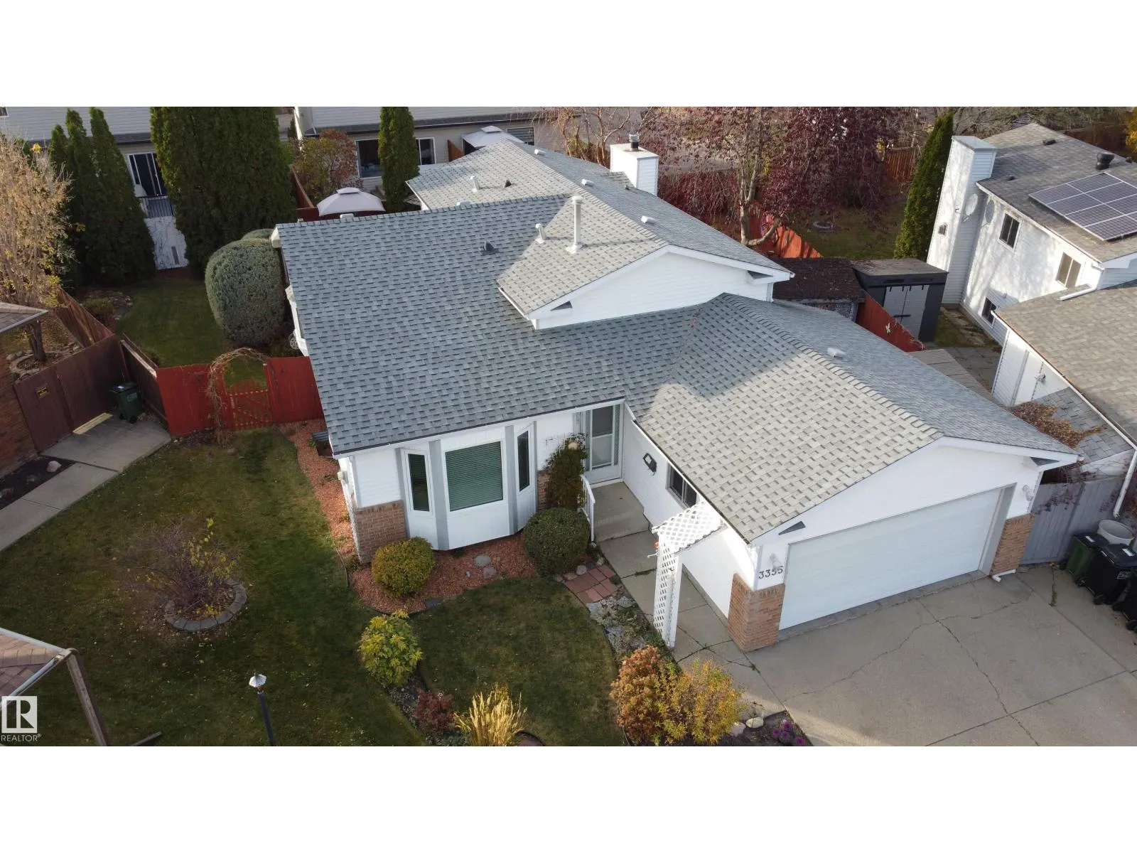 3355 145 AV NW