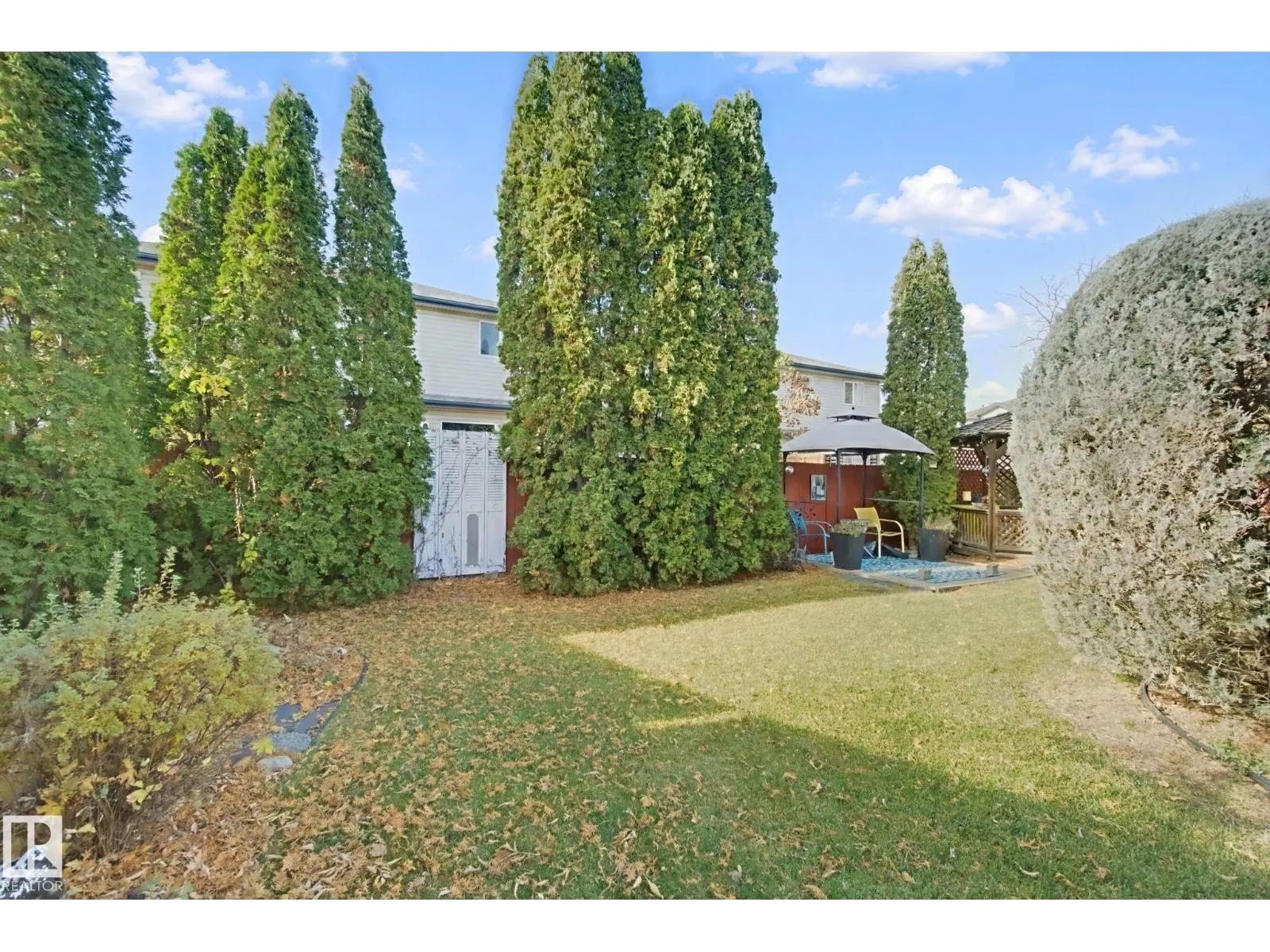 3355 145 AV NW