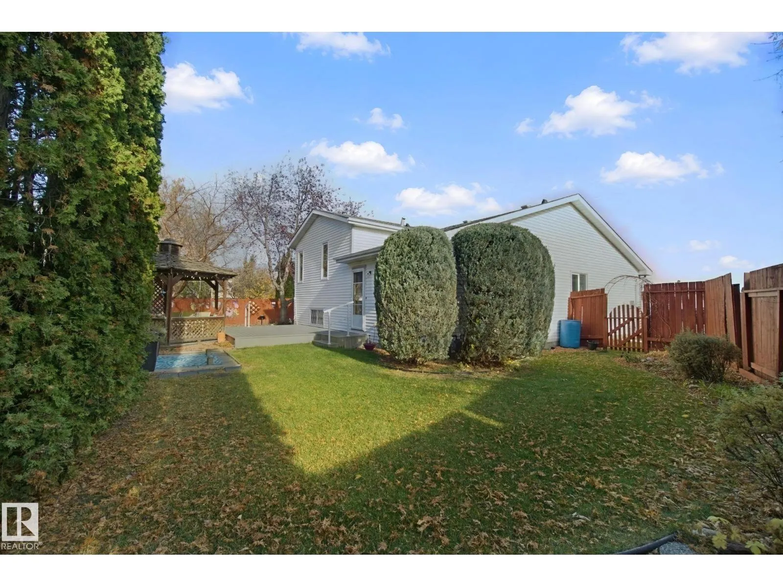 3355 145 AV NW