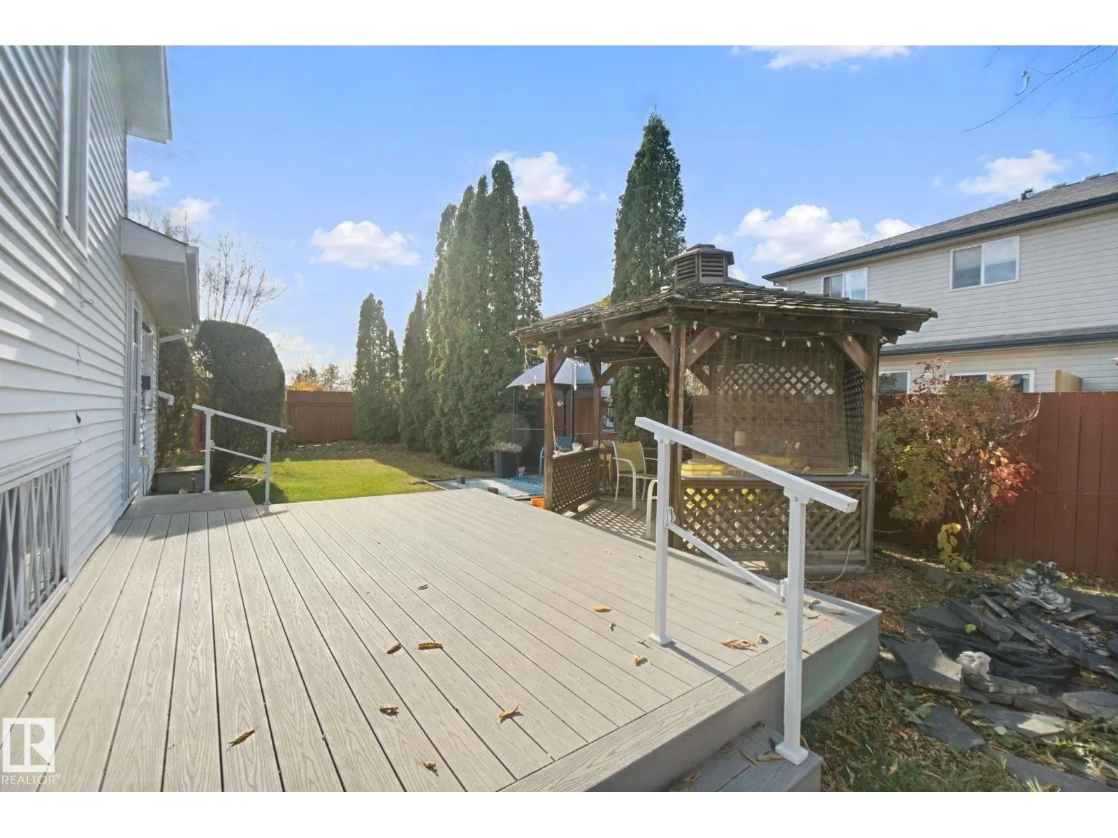 3355 145 AV NW