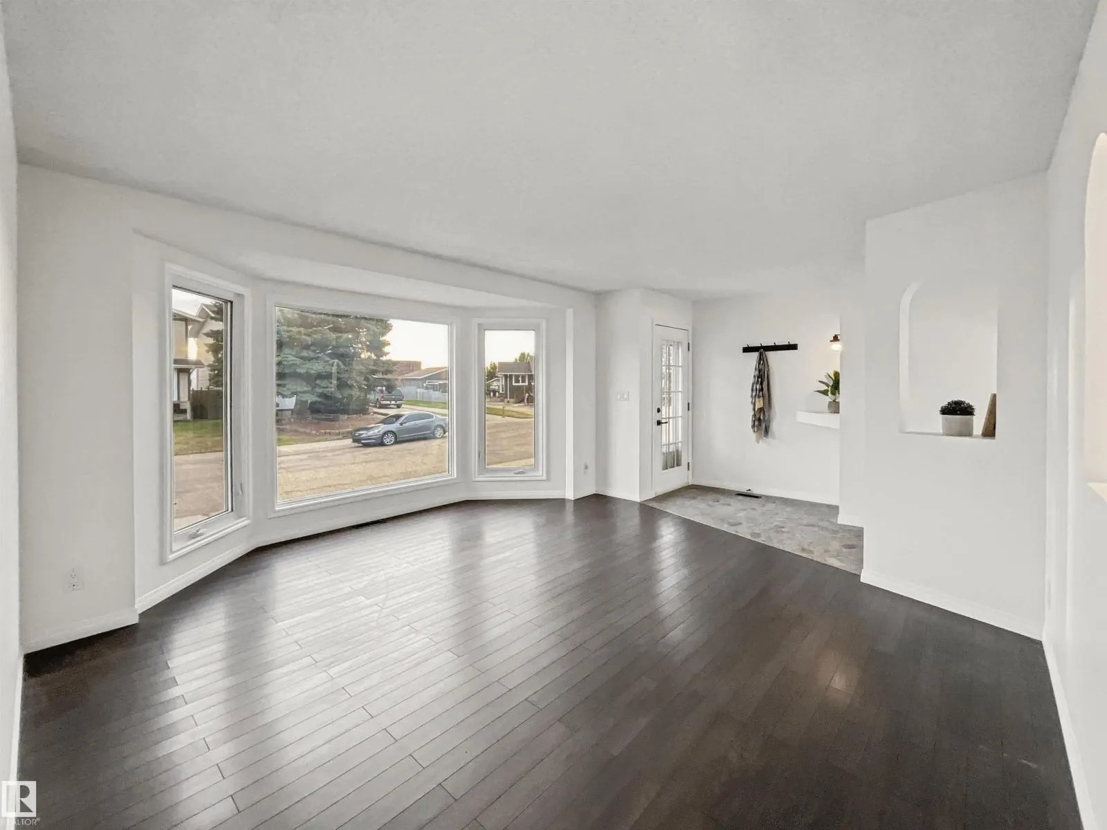 15024 22 ST NW