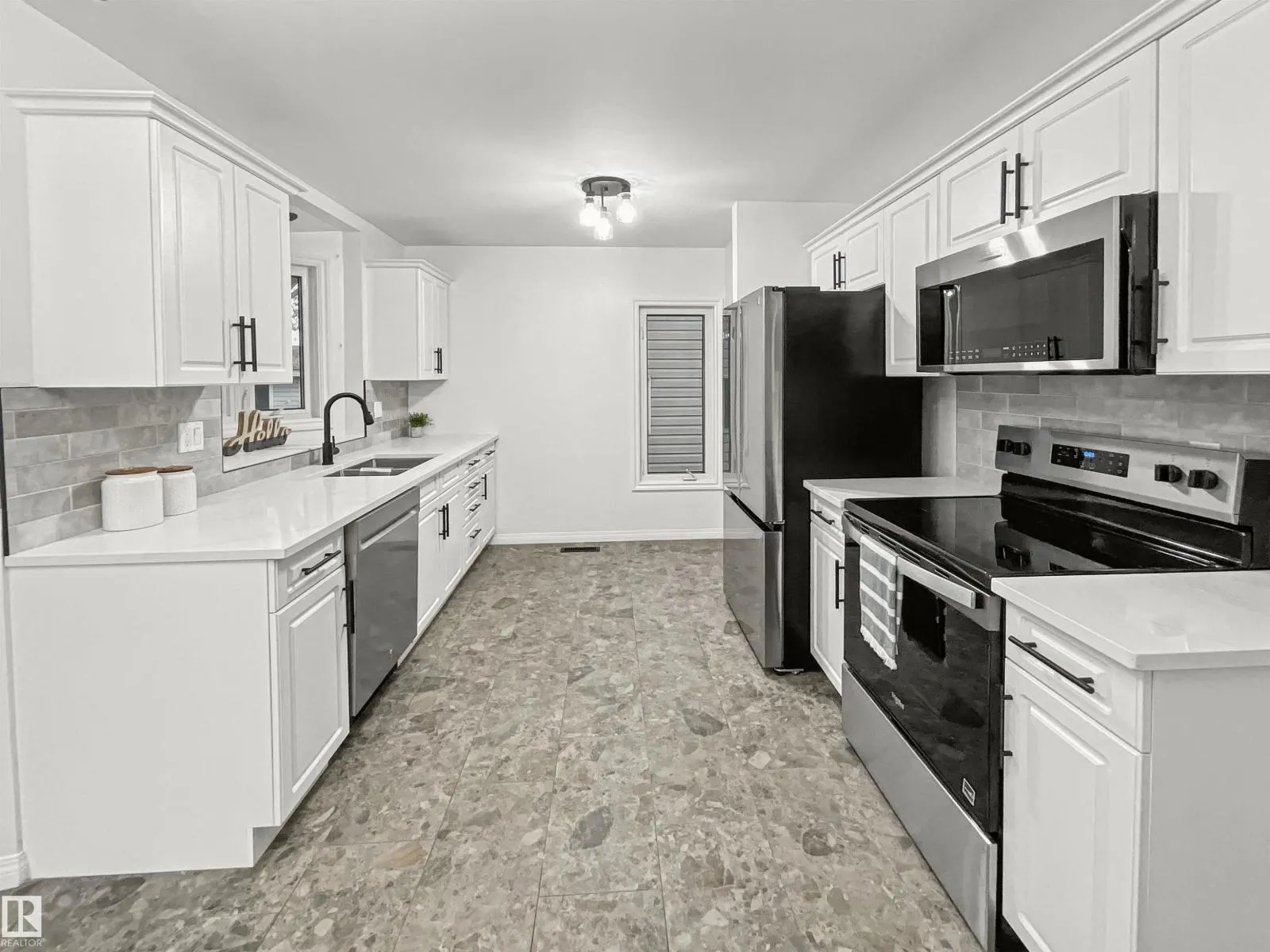 15024 22 ST NW