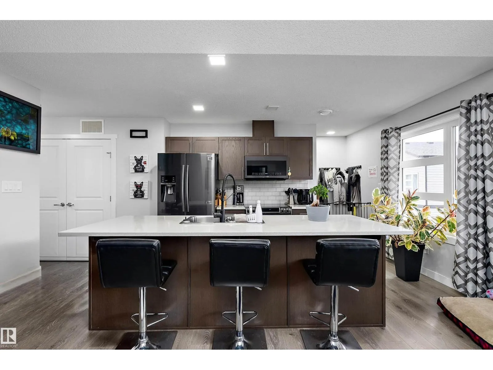 #69 1203 163 ST SW