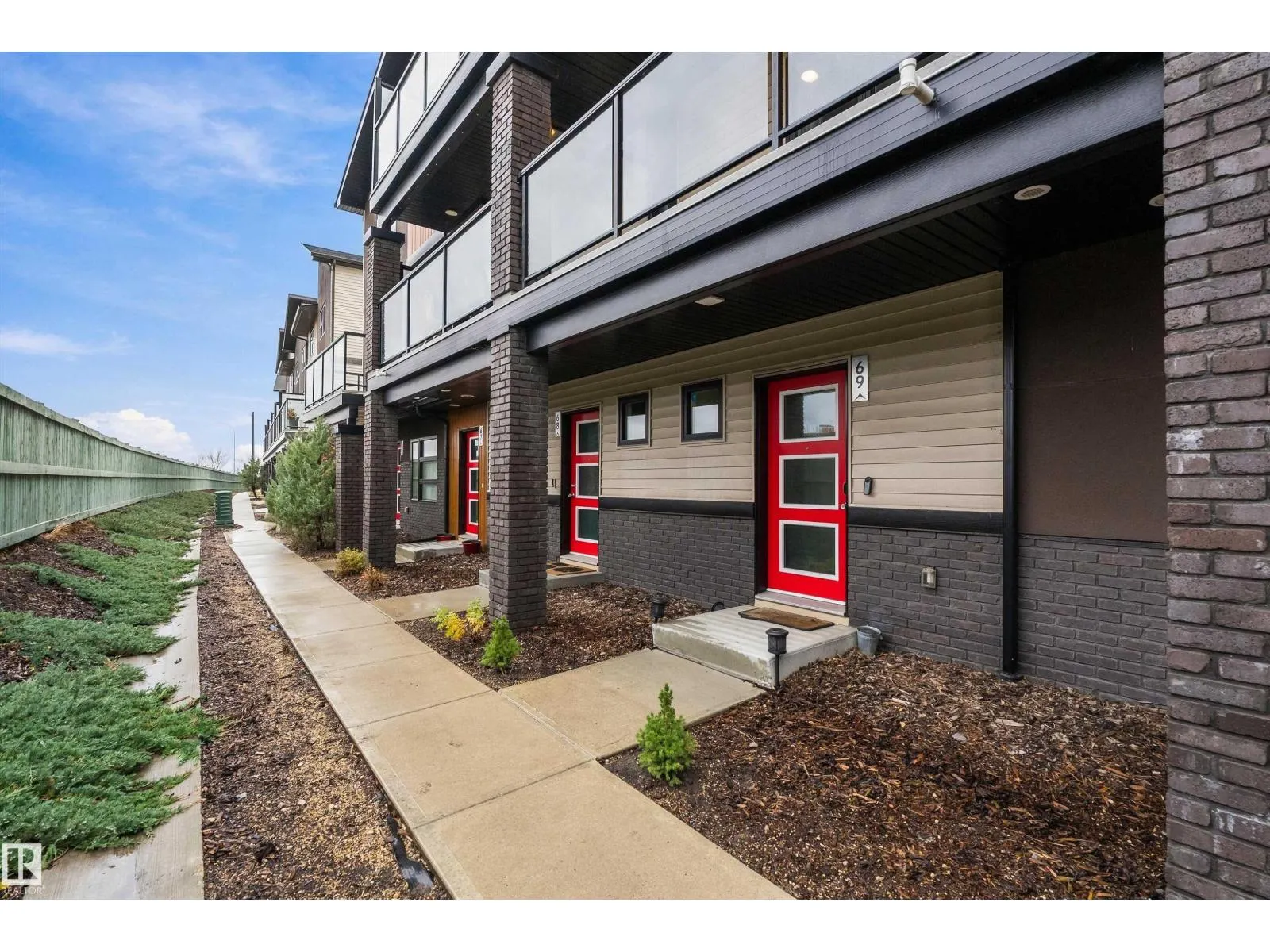 #69 1203 163 ST SW