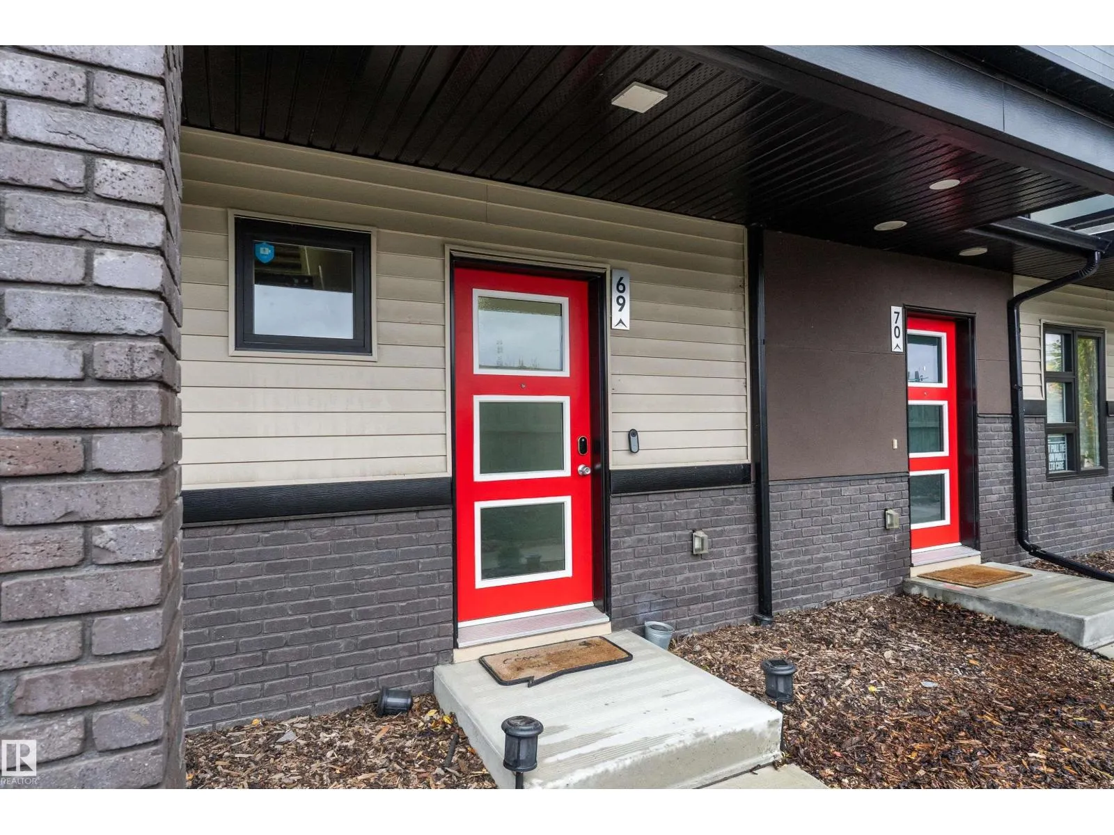 #69 1203 163 ST SW