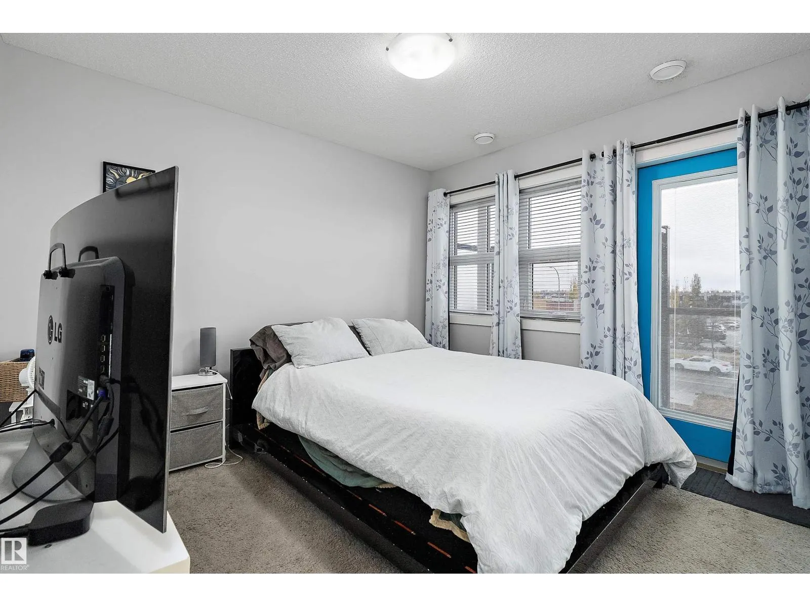 #69 1203 163 ST SW