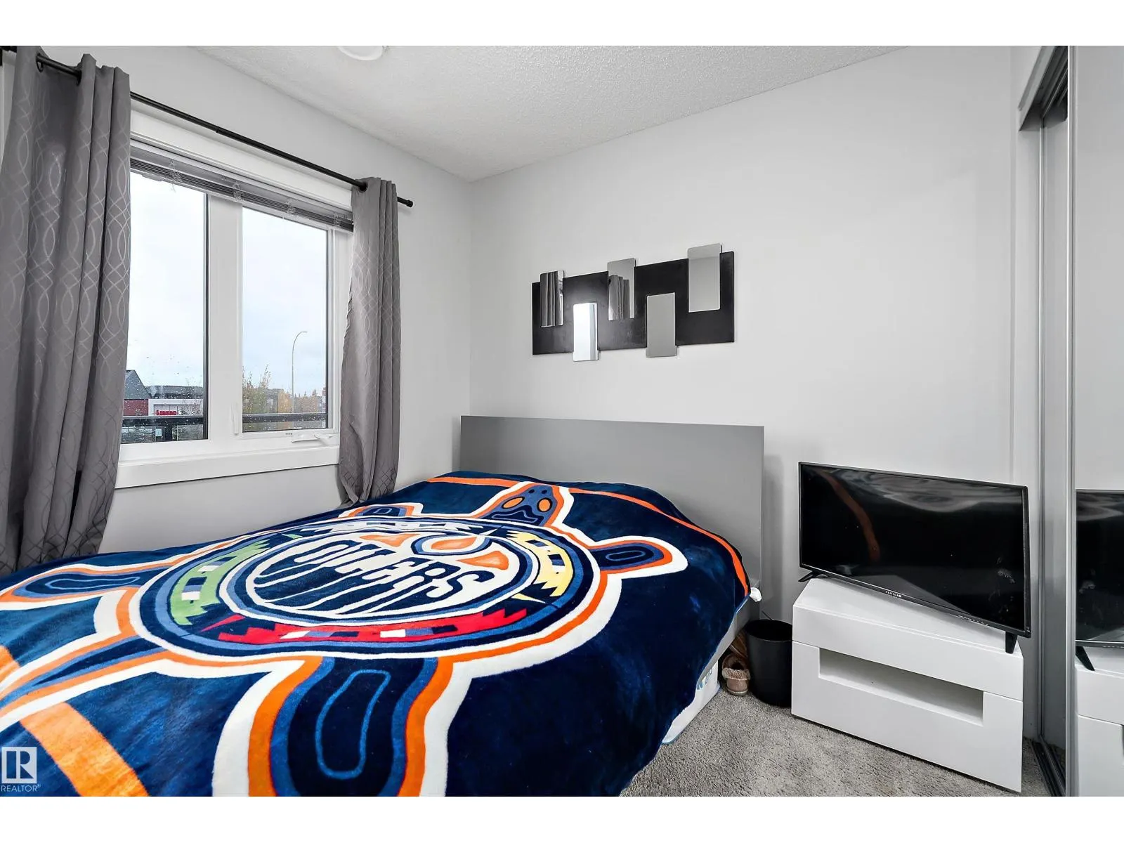 #69 1203 163 ST SW