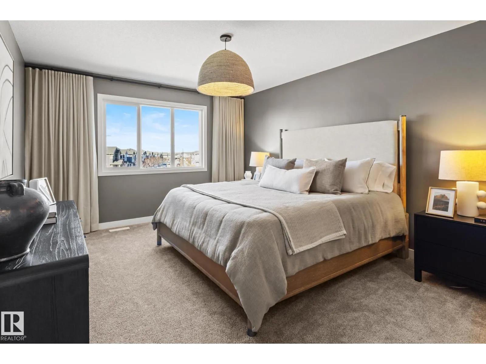 5789 HAWTHORN CM SW