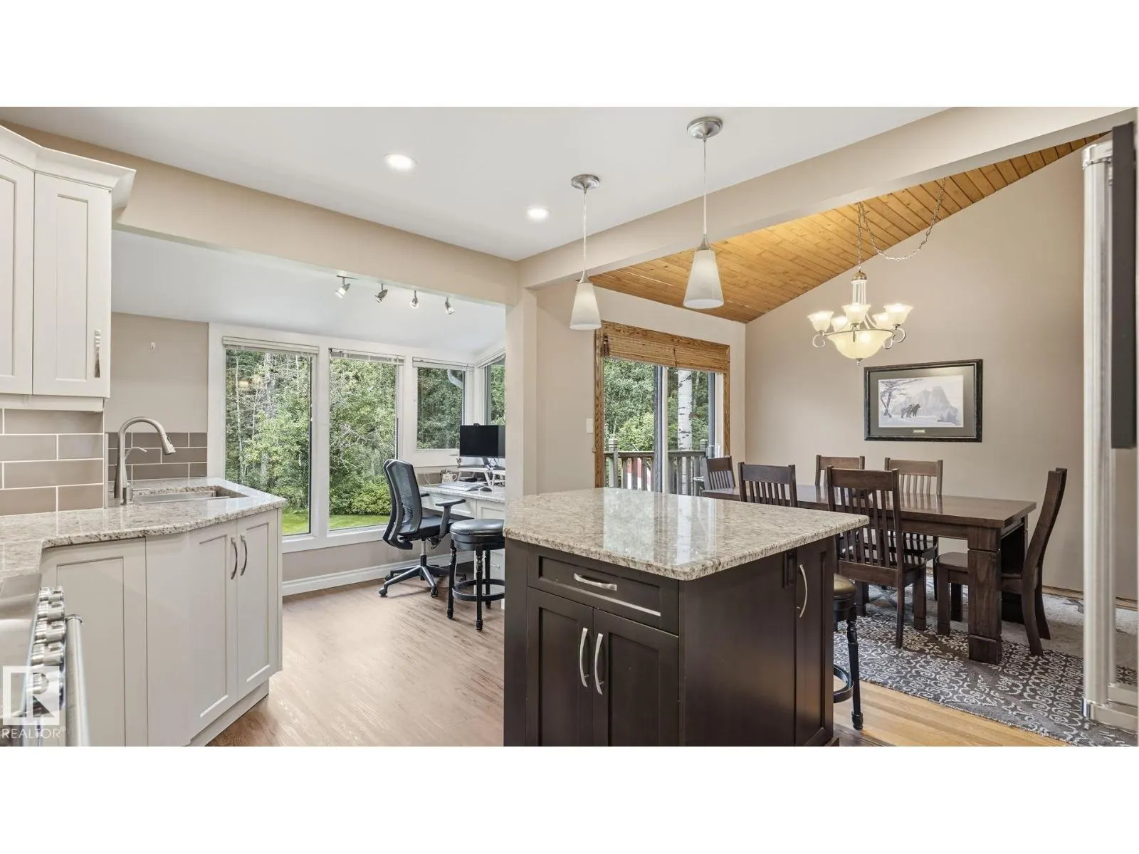 #16 51306 RGE ROAD 262