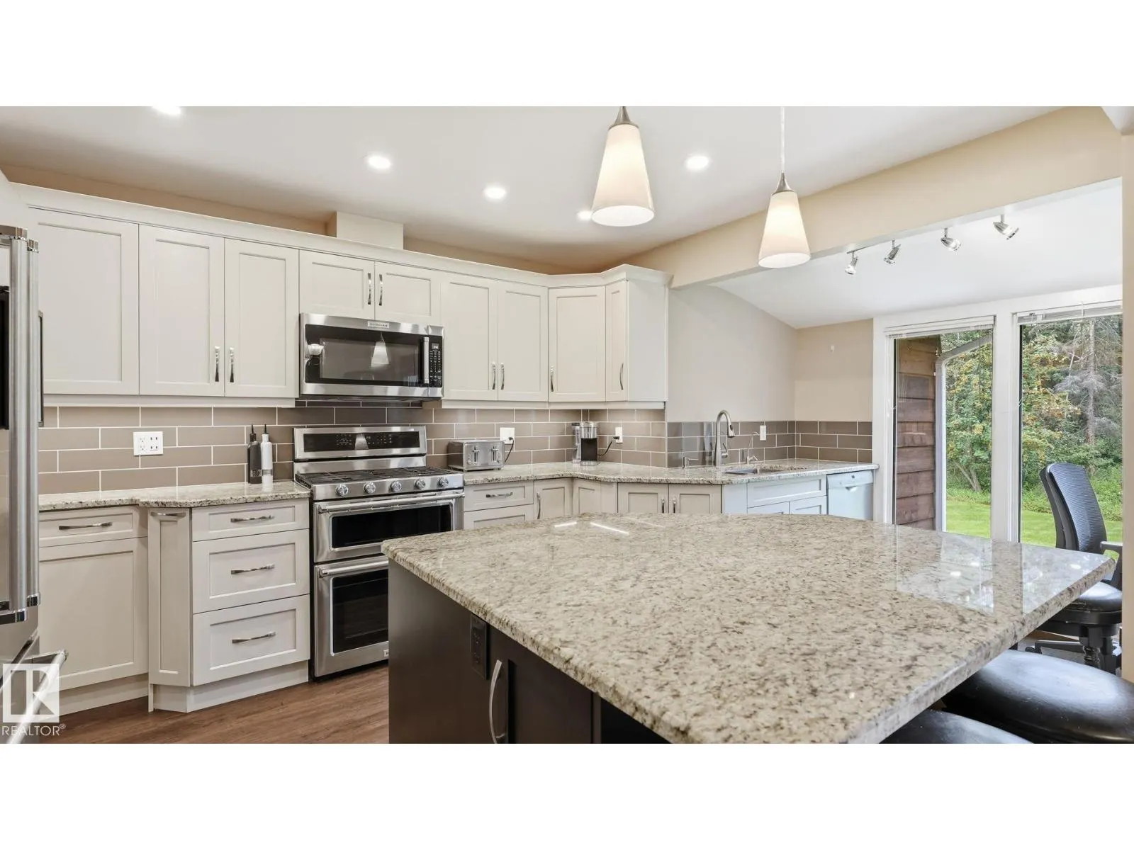 #16 51306 RGE ROAD 262