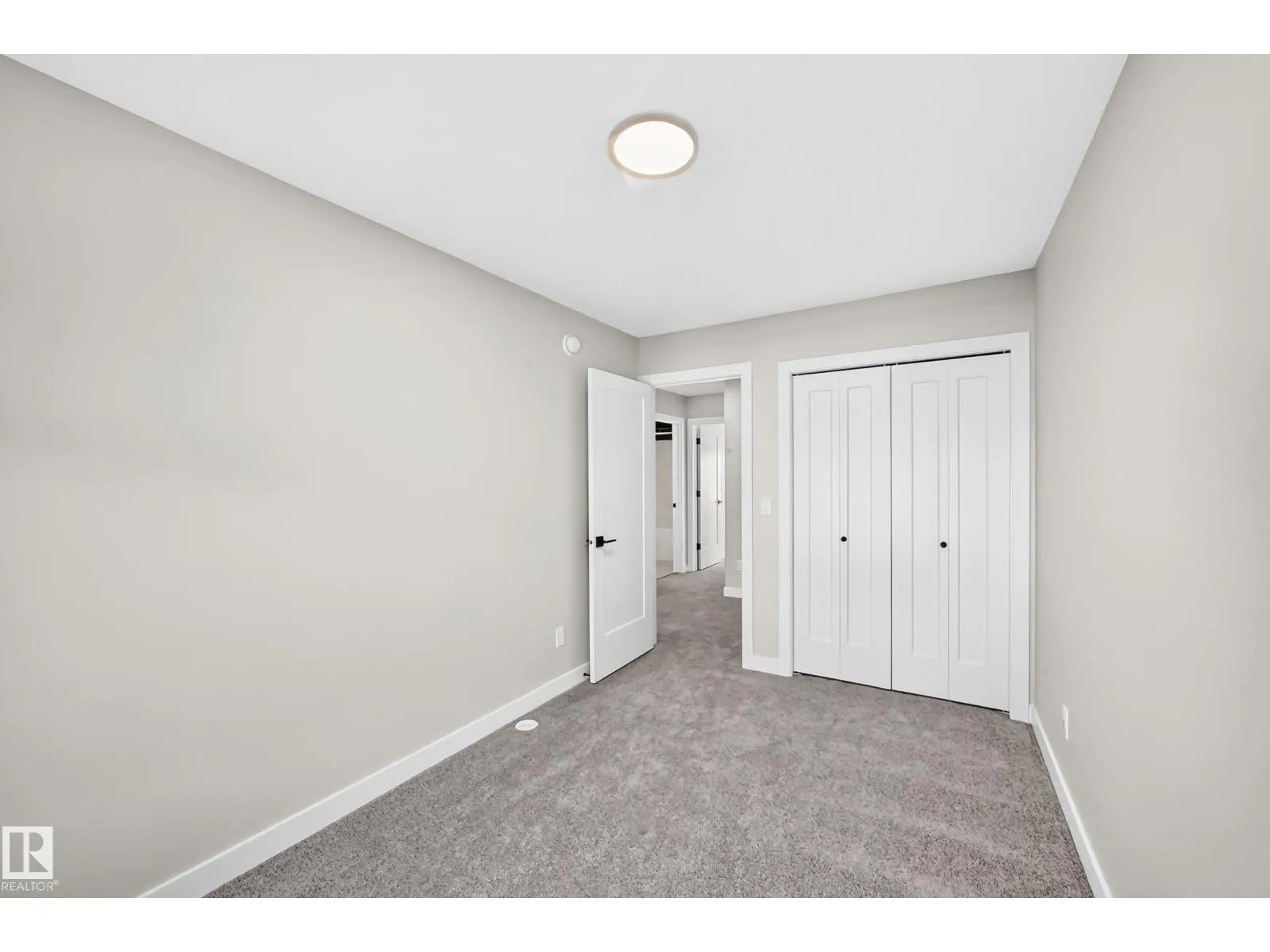 #1 11910 35 AV SW