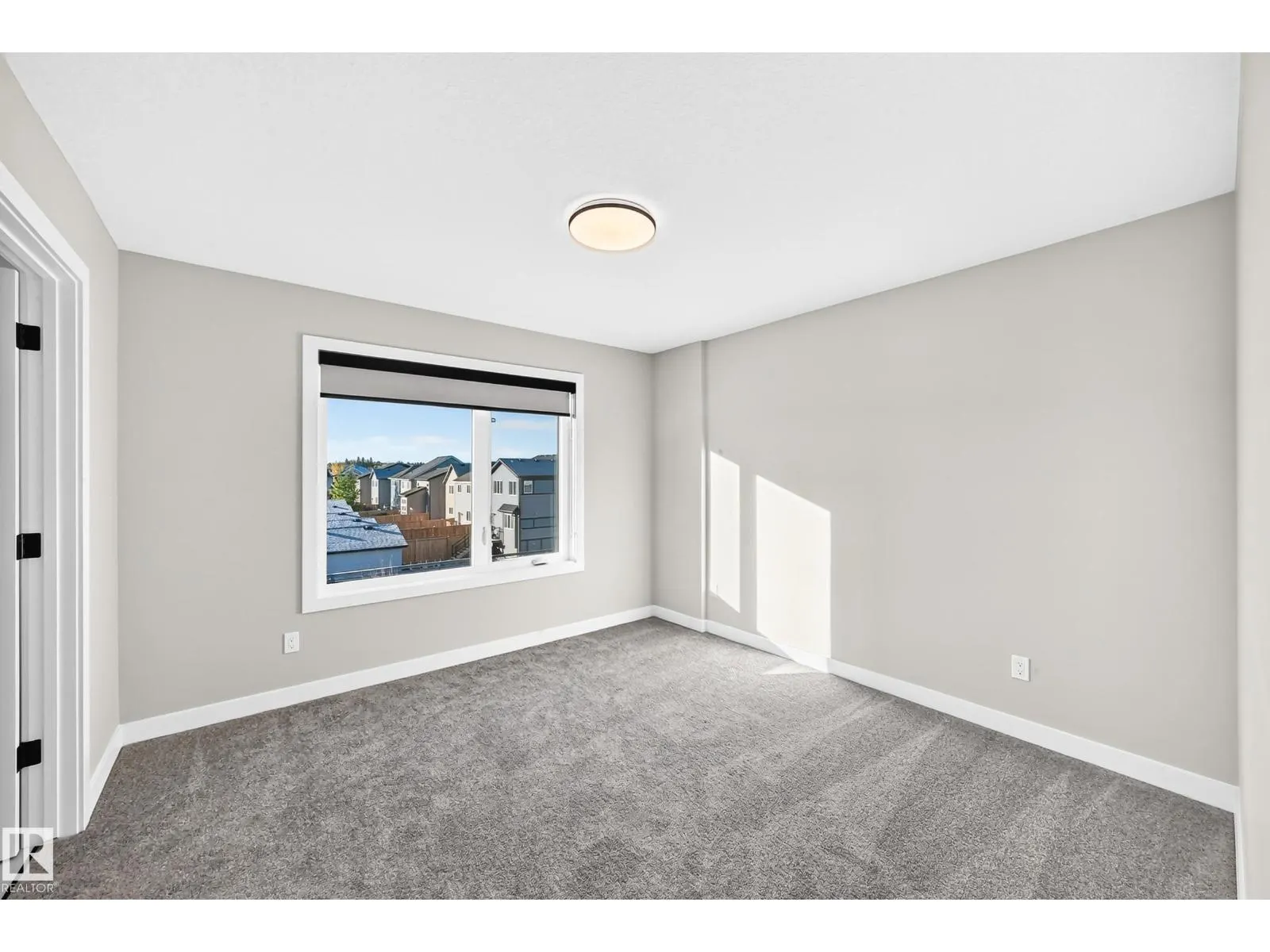 #1 11910 35 AV SW