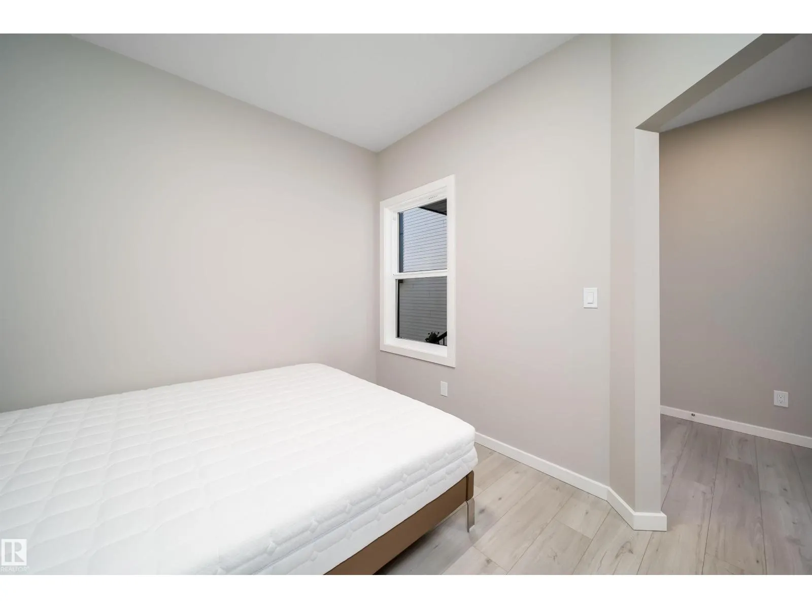 3468 Kulay GR SW SW
