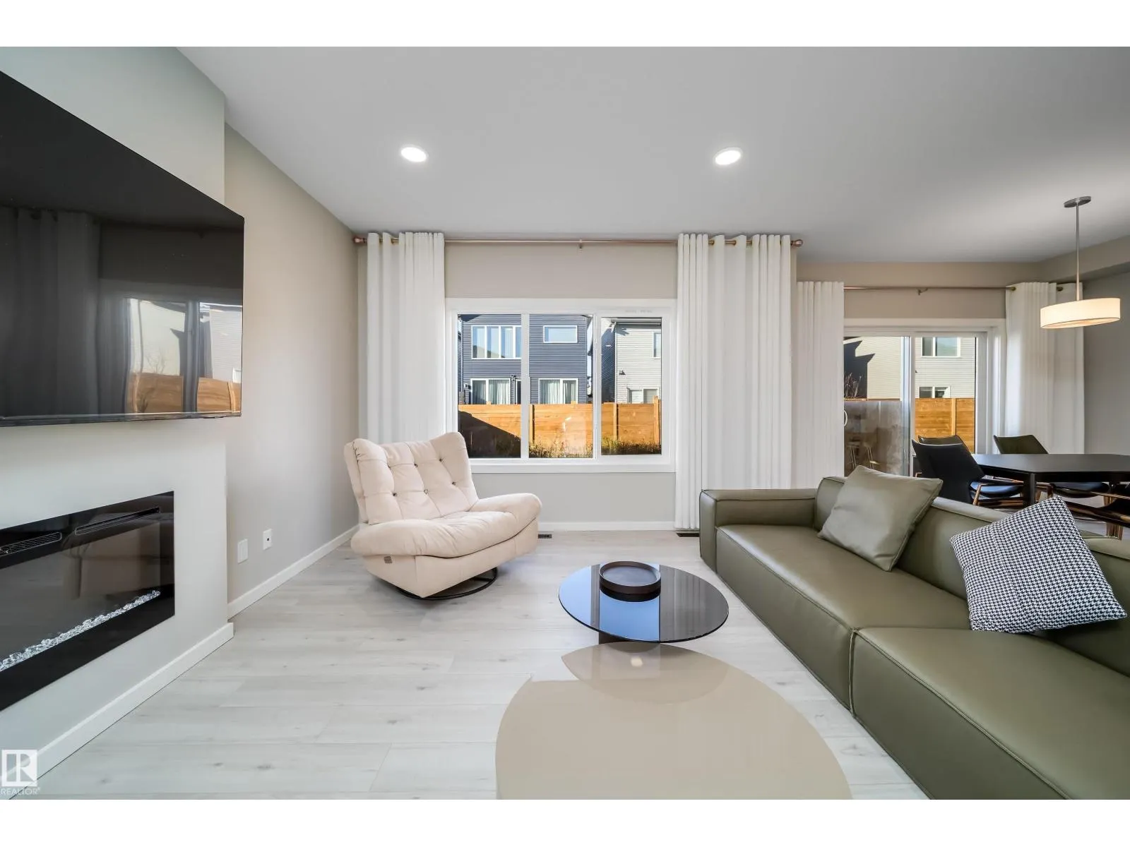 3468 Kulay GR SW SW