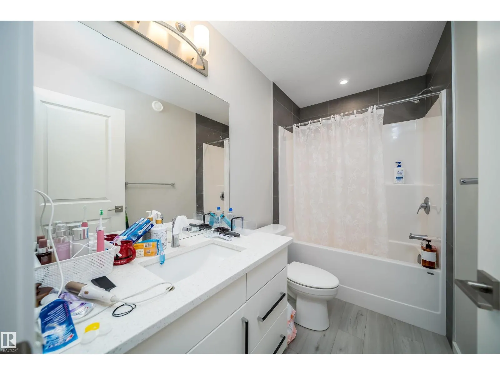 3468 Kulay GR SW SW