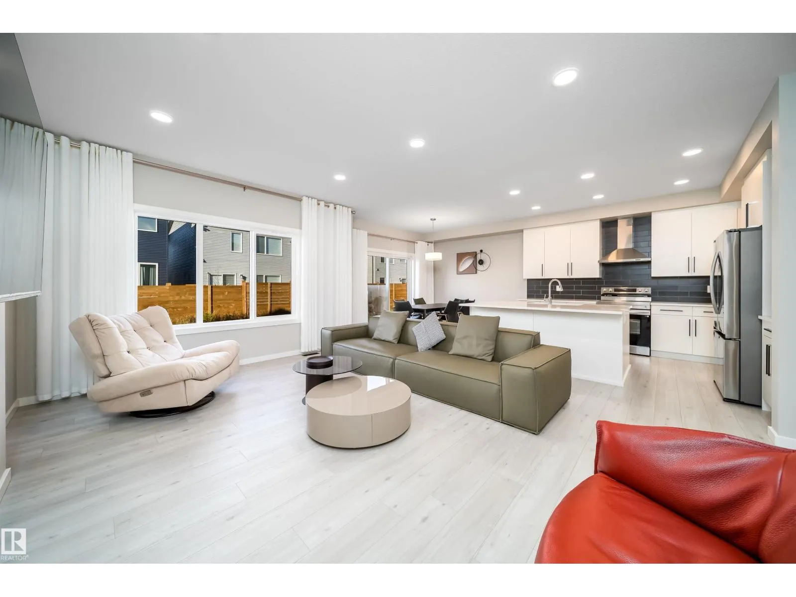 3468 Kulay GR SW SW