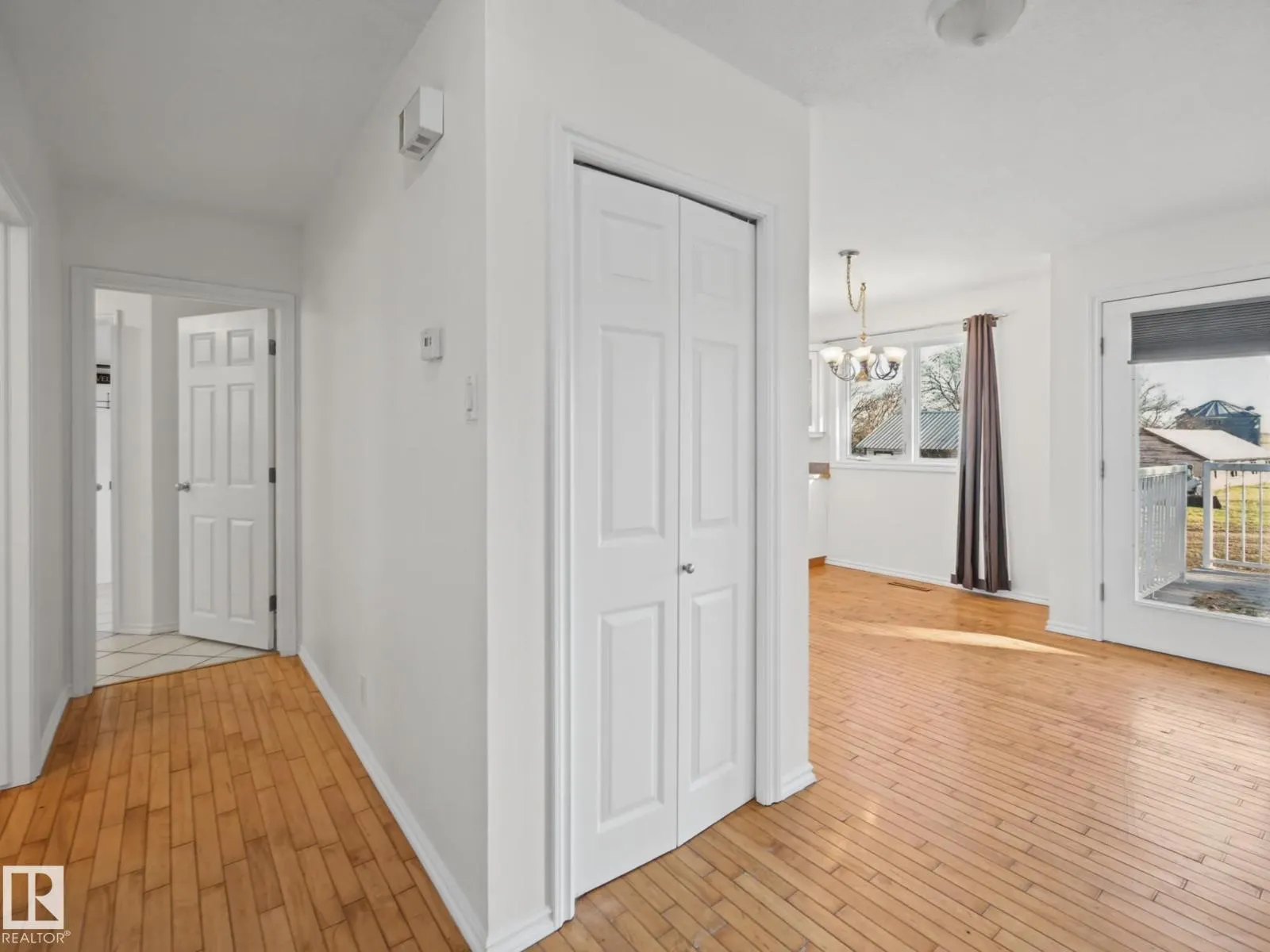 21110 89 AV SW SW