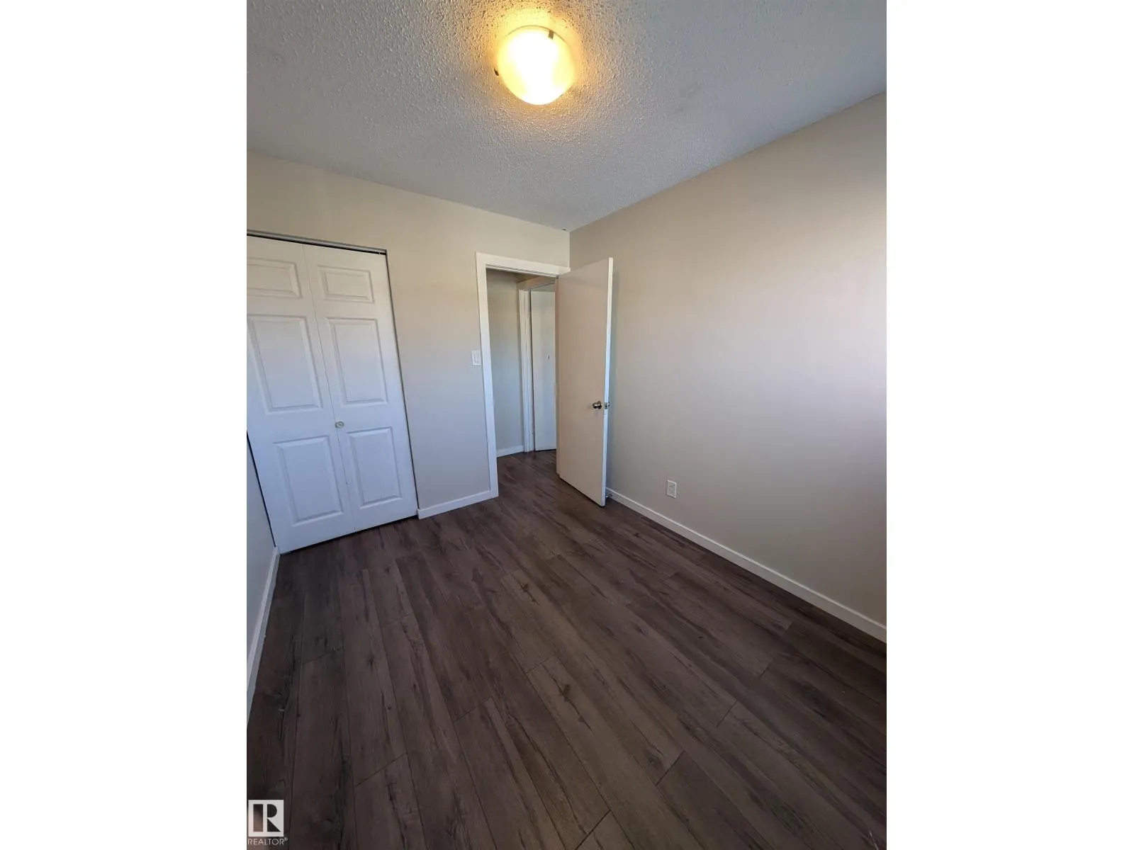 54 LAKEWOOD VG NW