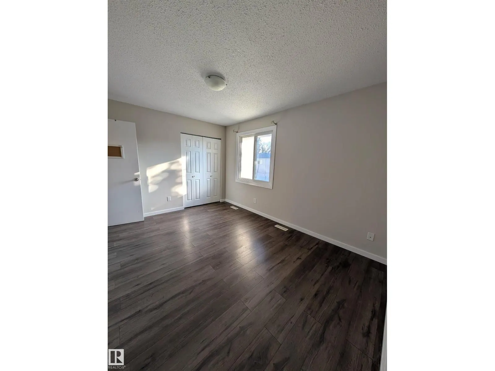 54 LAKEWOOD VG NW