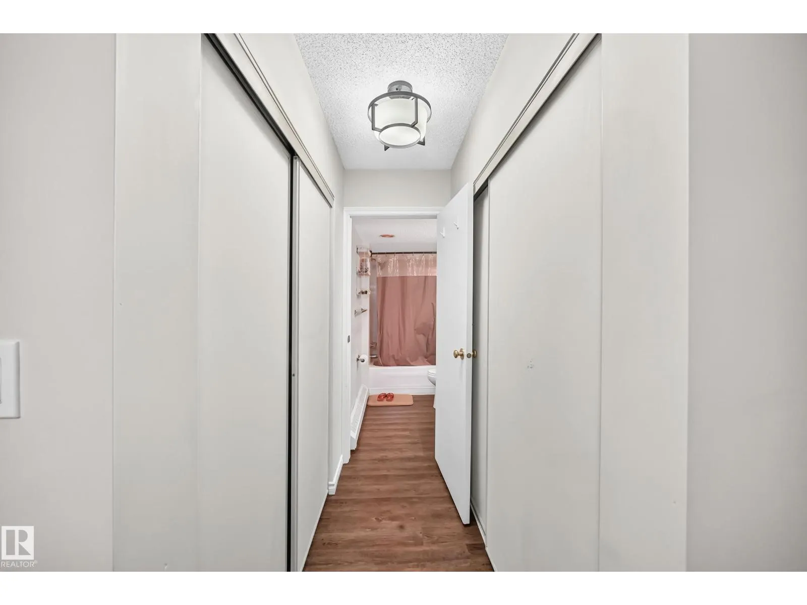 #217 18012 95 AV NW