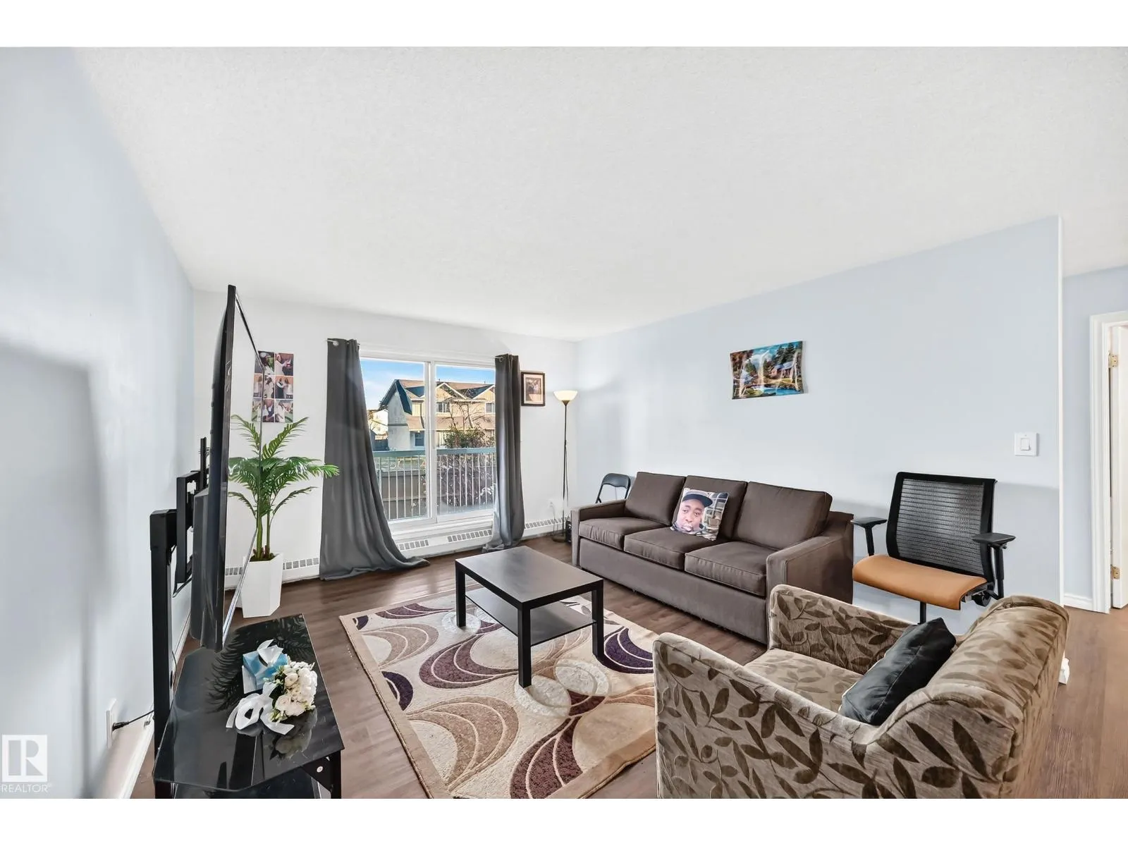 #217 18012 95 AV NW