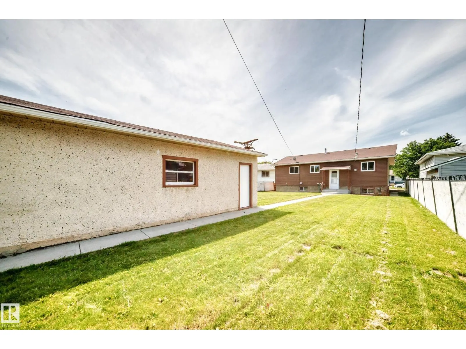 12819 107 ST NW