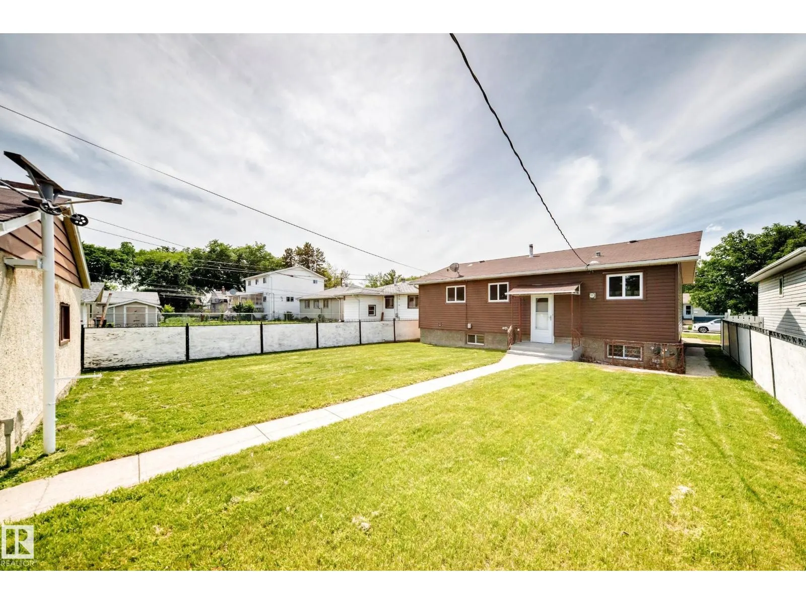 12819 107 ST NW