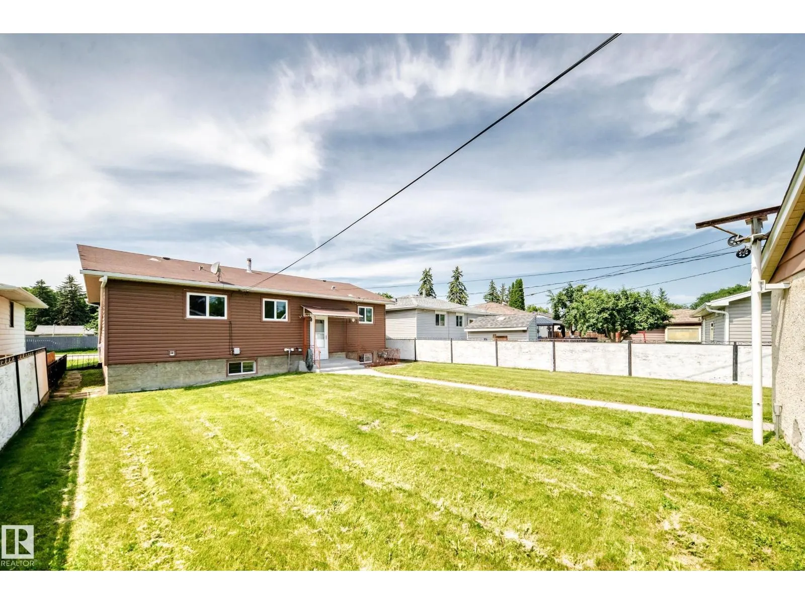 12819 107 ST NW