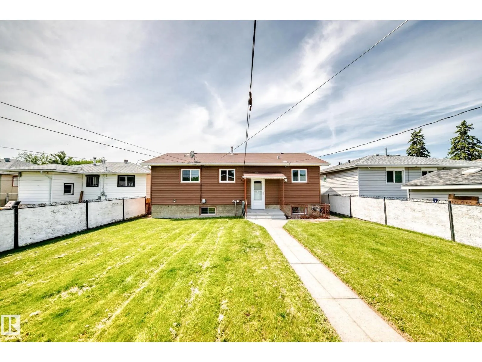 12819 107 ST NW