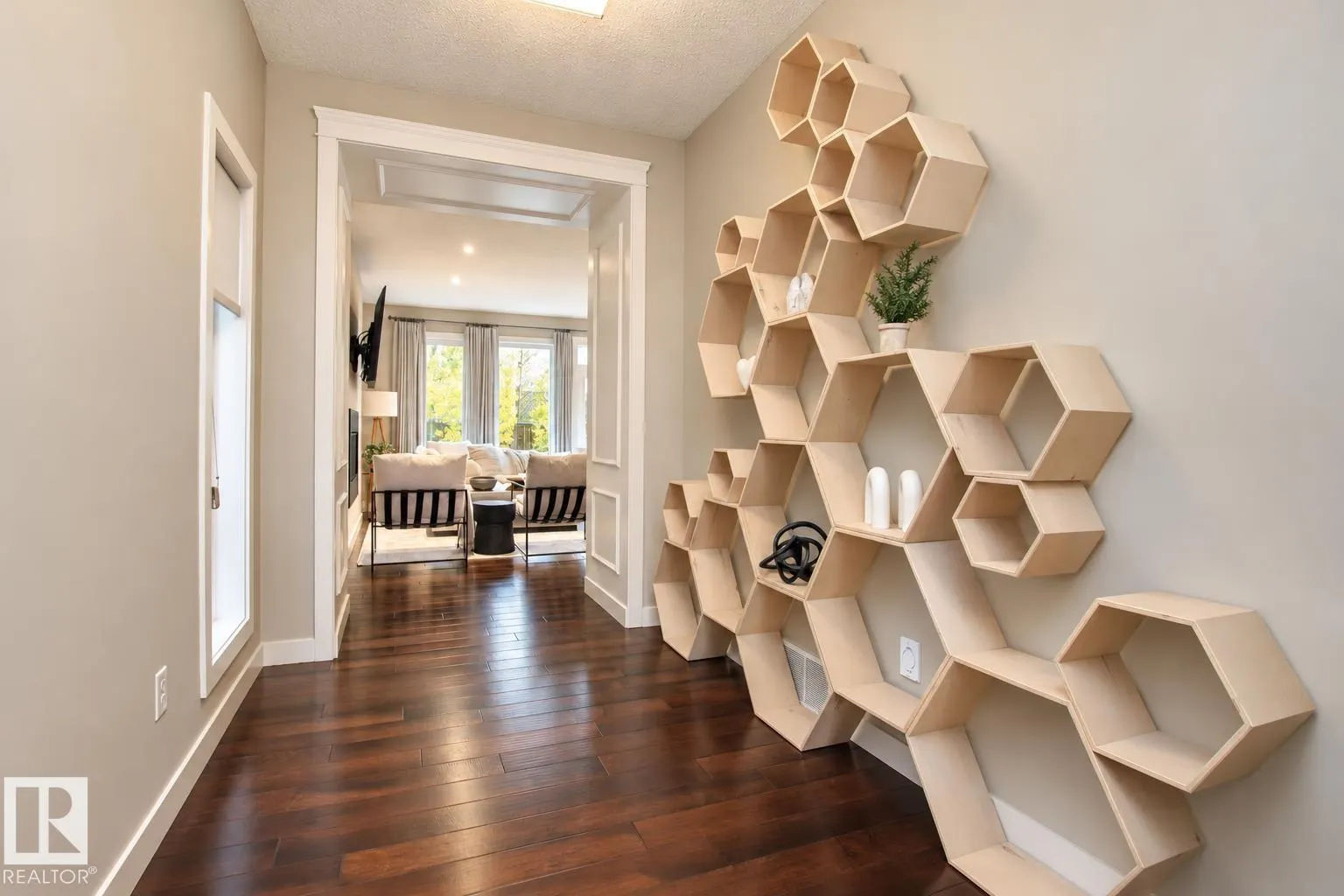 133 SANDALWOOD CR
