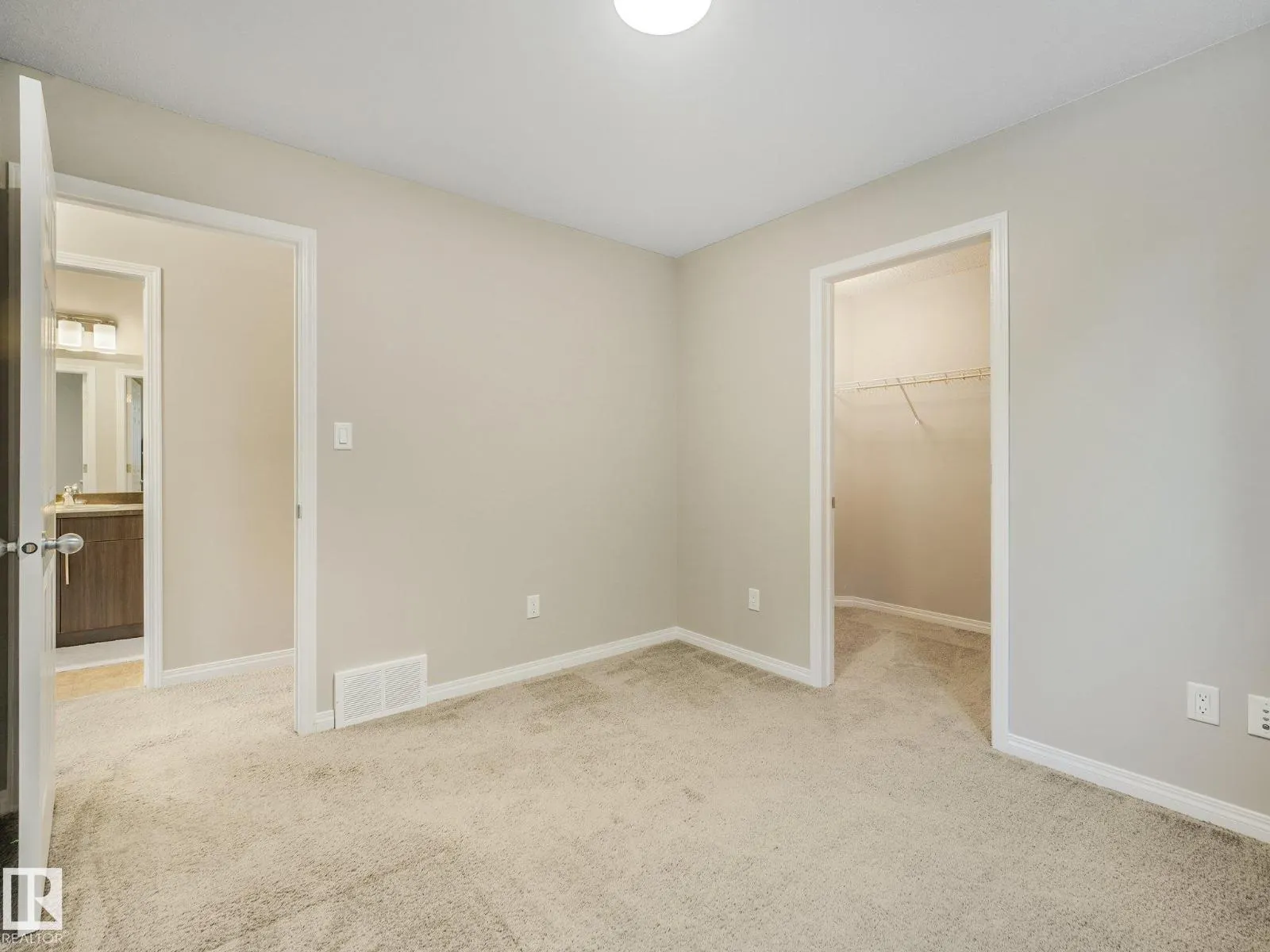 1735 CHAPMAN WY SW