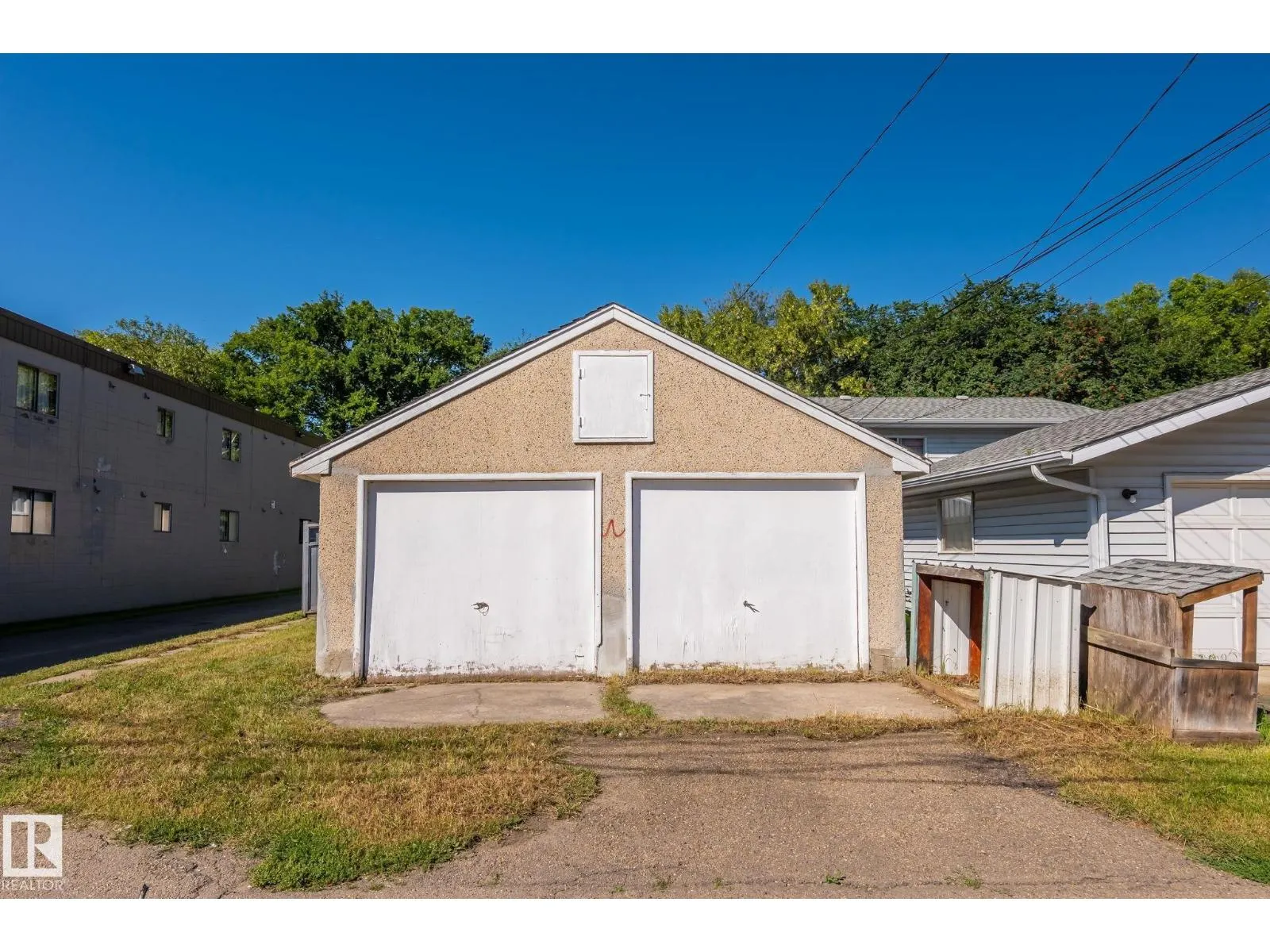 11811 70 ST NW