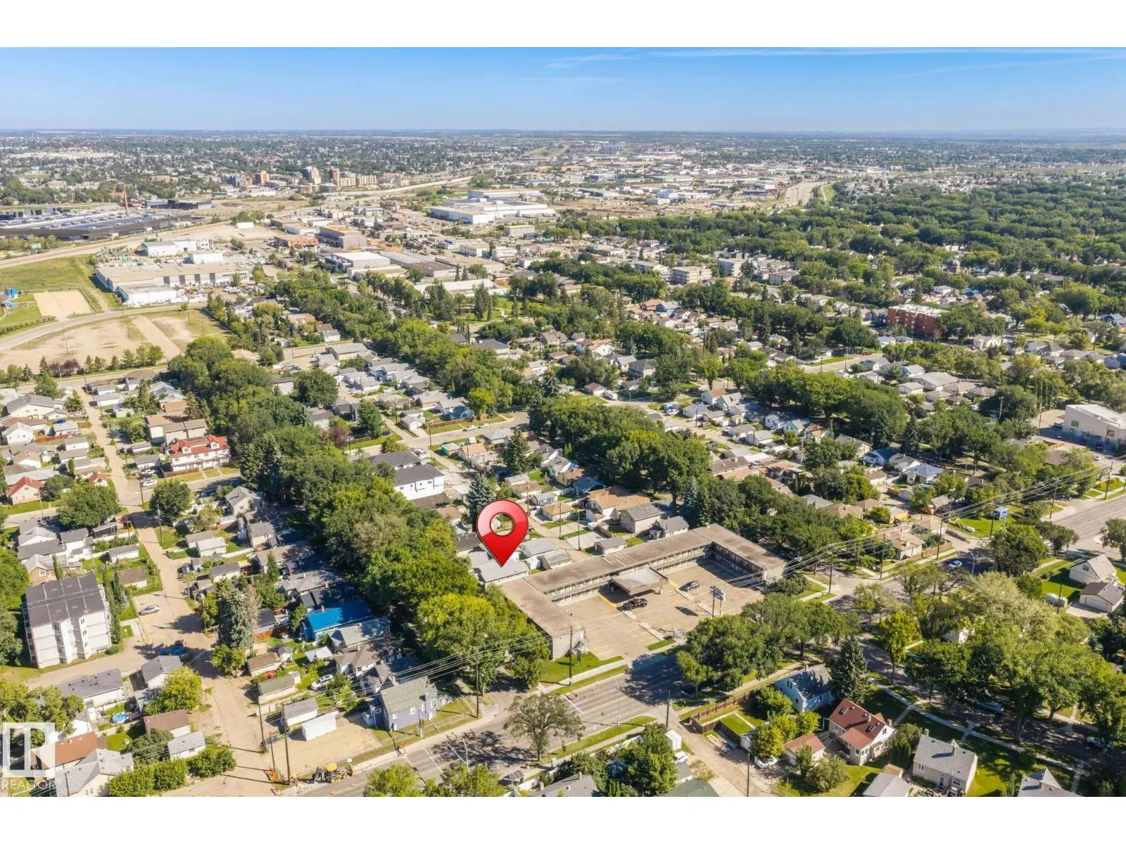 11811 70 ST NW