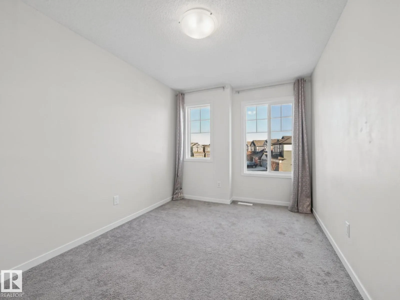 3807 CHERRY LO SW