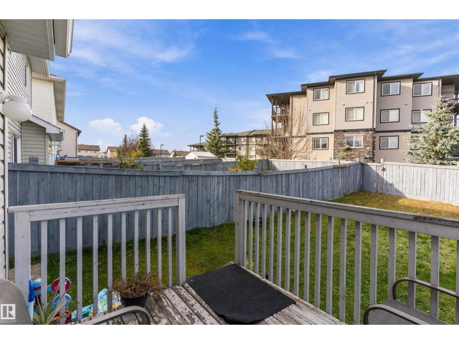 5950 164 AV NW